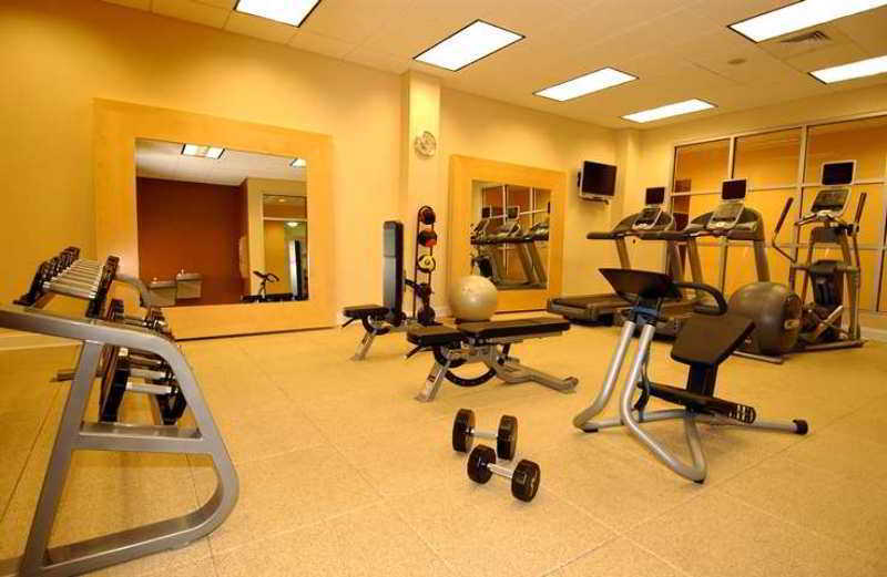 Doubletree By Hilton Greensboro Extérieur photo